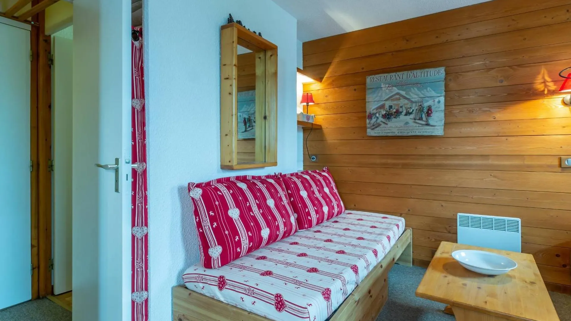 Studio Skis Aux Pieds, Proche Commerces Et Esf A Valmorel - 4 Pers - Fr-1-356-241